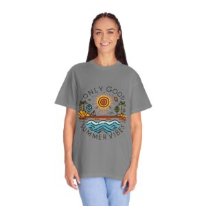 T-Shirt | Only Good Summer Vibes! - Image 5